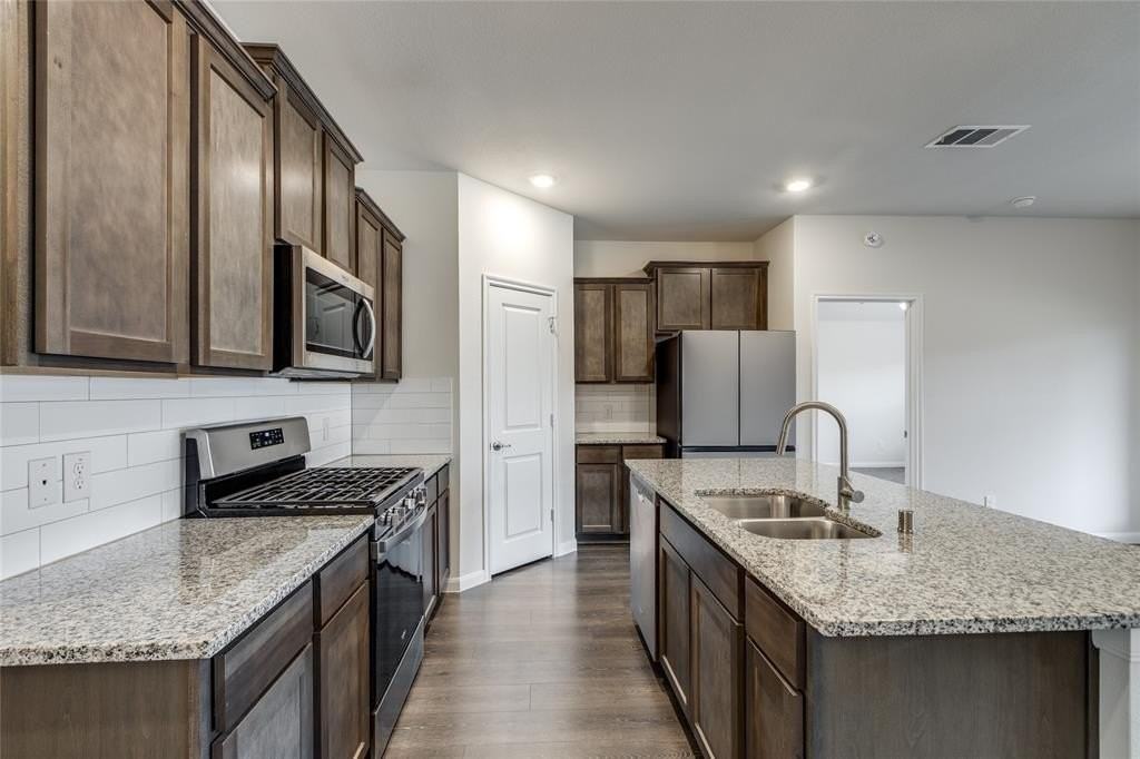 504 Stampede Lane - Photo 6 of 13