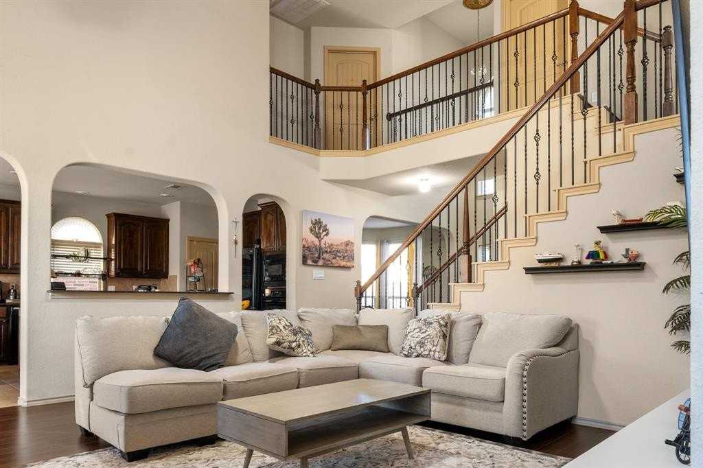 428 Running Water Trail - Photo 2 of 14