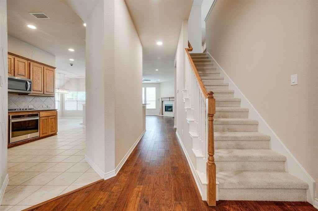 1003 Crystal Springs Drive - Photo 4 of 26