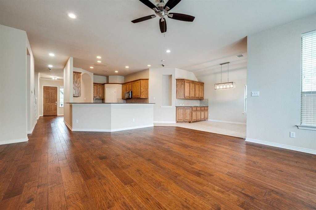 1003 Crystal Springs Drive - Photo 6 of 26