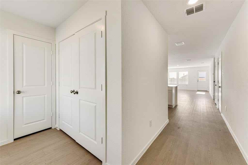 1032 Sugerberry Street - Photo 5 of 27