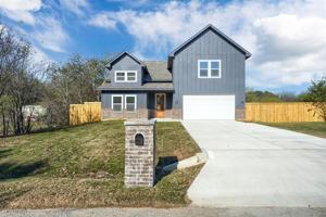 featured image of 1115 Bell Street