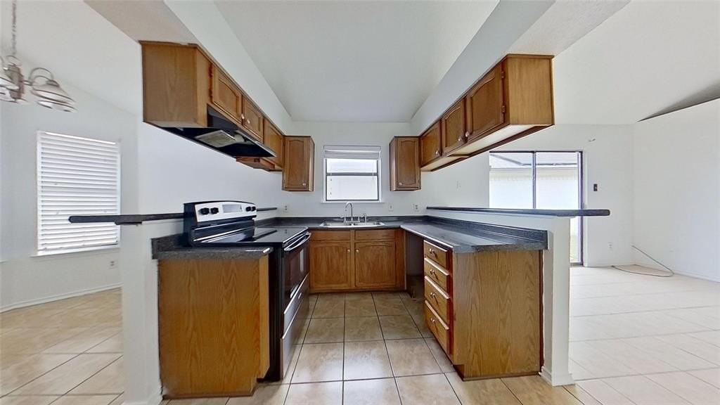 1861 Woodhall Way - Photo 5 of 13