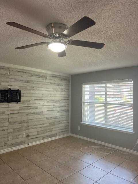 208 Billy Wickliffe Dr - Photo 4 of 17