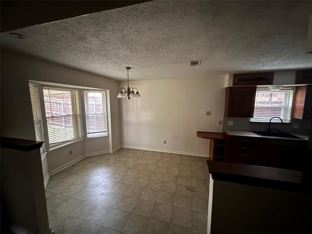 5916 Birchill Road - Photo 4 of 12