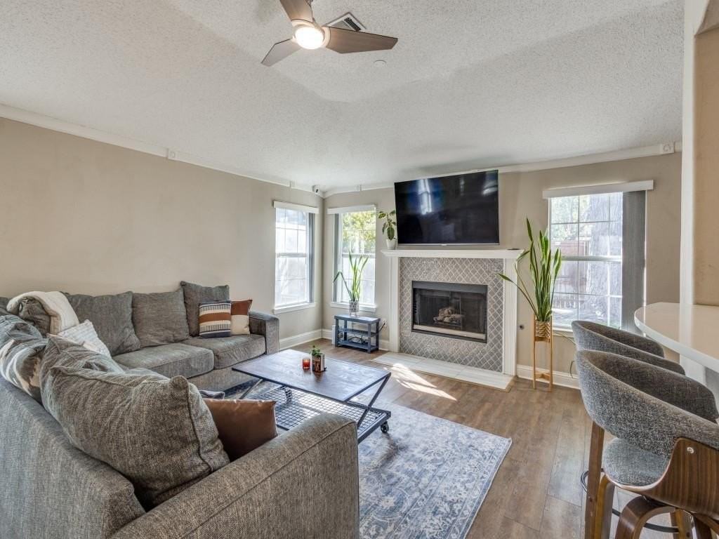 7129 Sample Dr - Photo 7 of 25