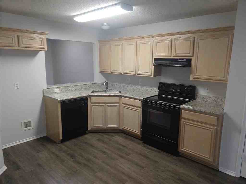 5706 Vandalia Trl - Photo 6 of 21