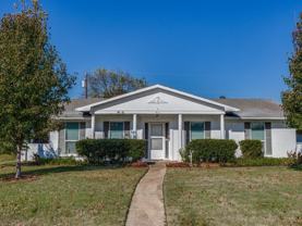 416 Cambridge Drive - Photo 1 of 1