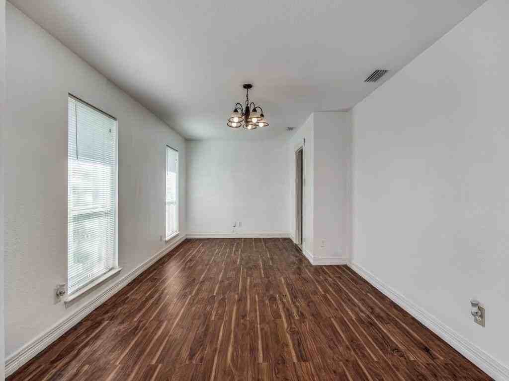 416 Cambridge Dr - Photo 3 of 23