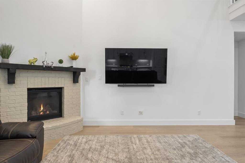 1255 Sumner Street - Photo 4 of 40