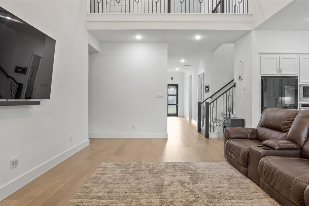 1255 Sumner Street - Photo 5 of 40