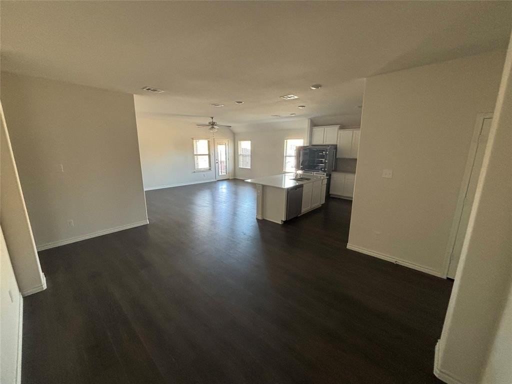 133 Red Hickory Drive - Photo 3 of 15