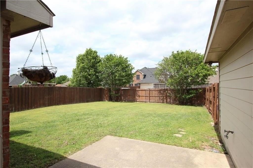 1707 Barton Springs Ct - Photo 5 of 22