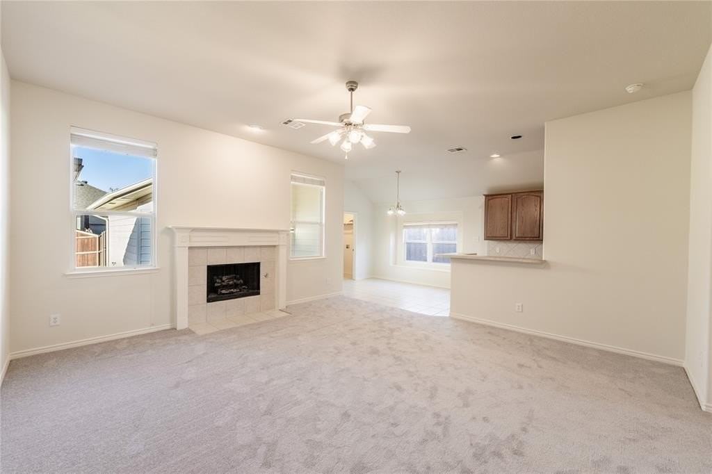 1627 Balboa Ln - Photo 5 of 23