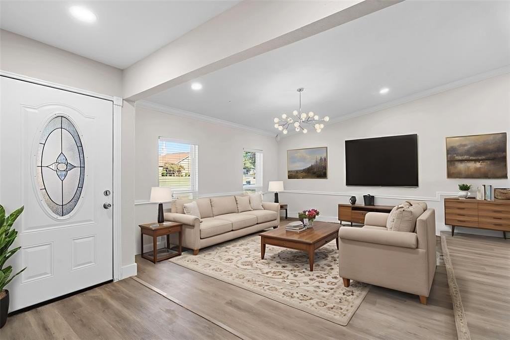 2008 East Peters Colony Road - Photo 4 of 23