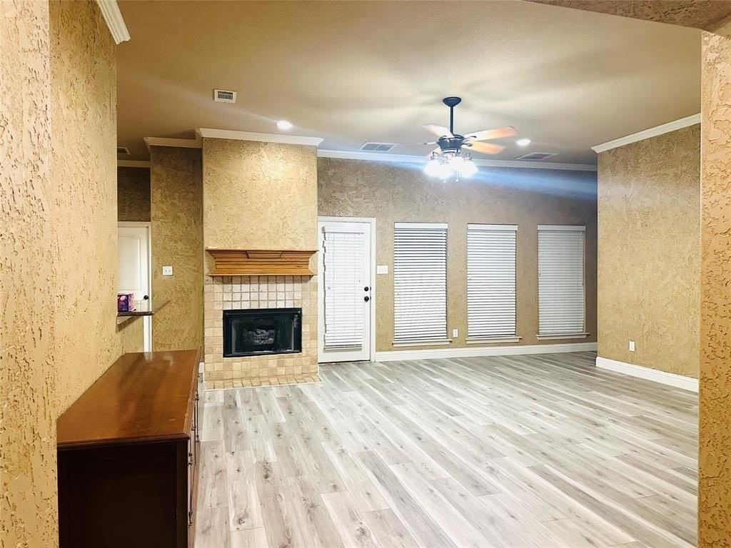 9129 Nob Hill Drive - Photo 4 of 20