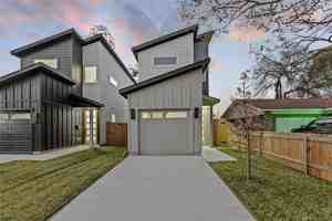 featured image of 2333 Bethurum Avenue