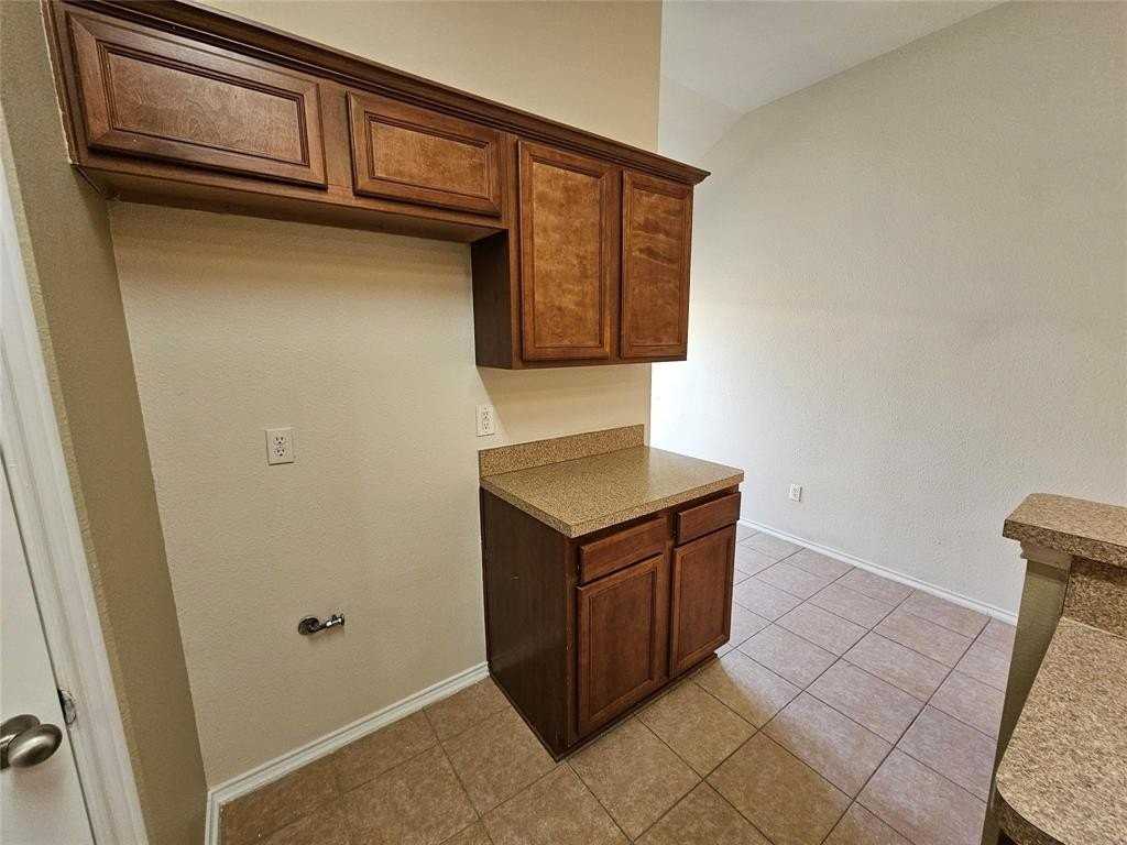 17406 Energy Ln - Photo 4 of 15