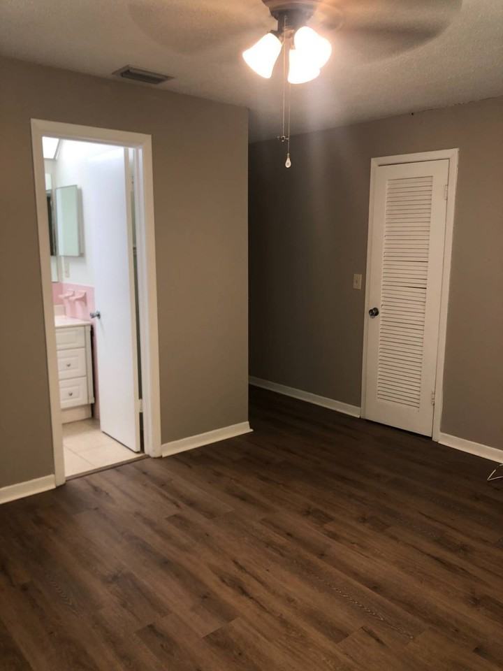 4223 100th Ave N - Photo 6 of 9