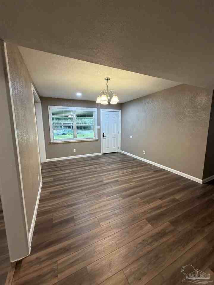 932 Fremont Ave - Photo 3 of 16