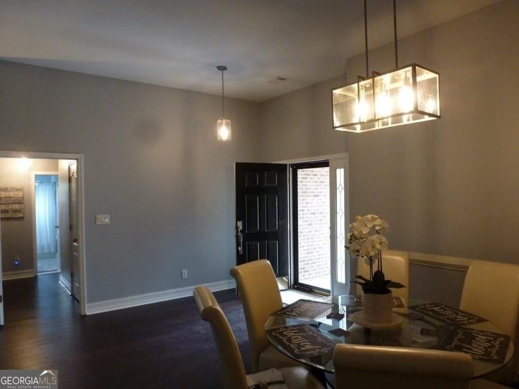 2695 The Terraces Way - Photo 3 of 28