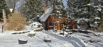 featured image of 9 Barn Road