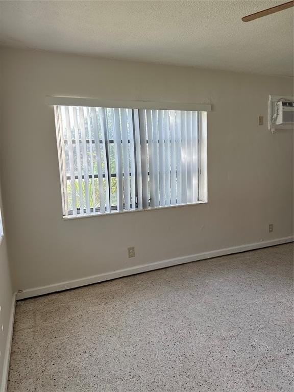 5925 Southwest 27th Street - Photo 4 of 12