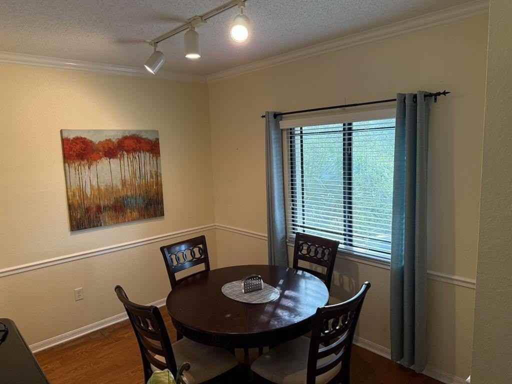 2730 Anzio Ct #305 - Photo 6 of 23