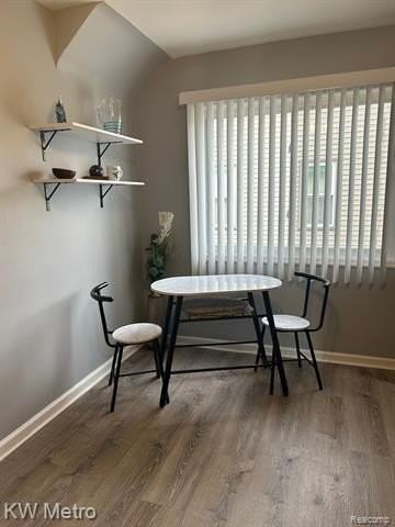 22216 Revere St - Photo 4 of 12