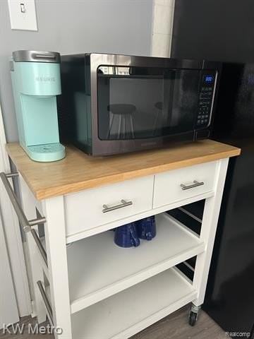 22216 Revere St - Photo 5 of 12