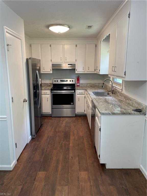 50 Pressy Ln - Photo 4 of 11