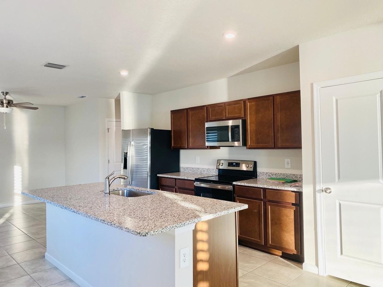 106 Pummelo Pl - Photo 4 of 27