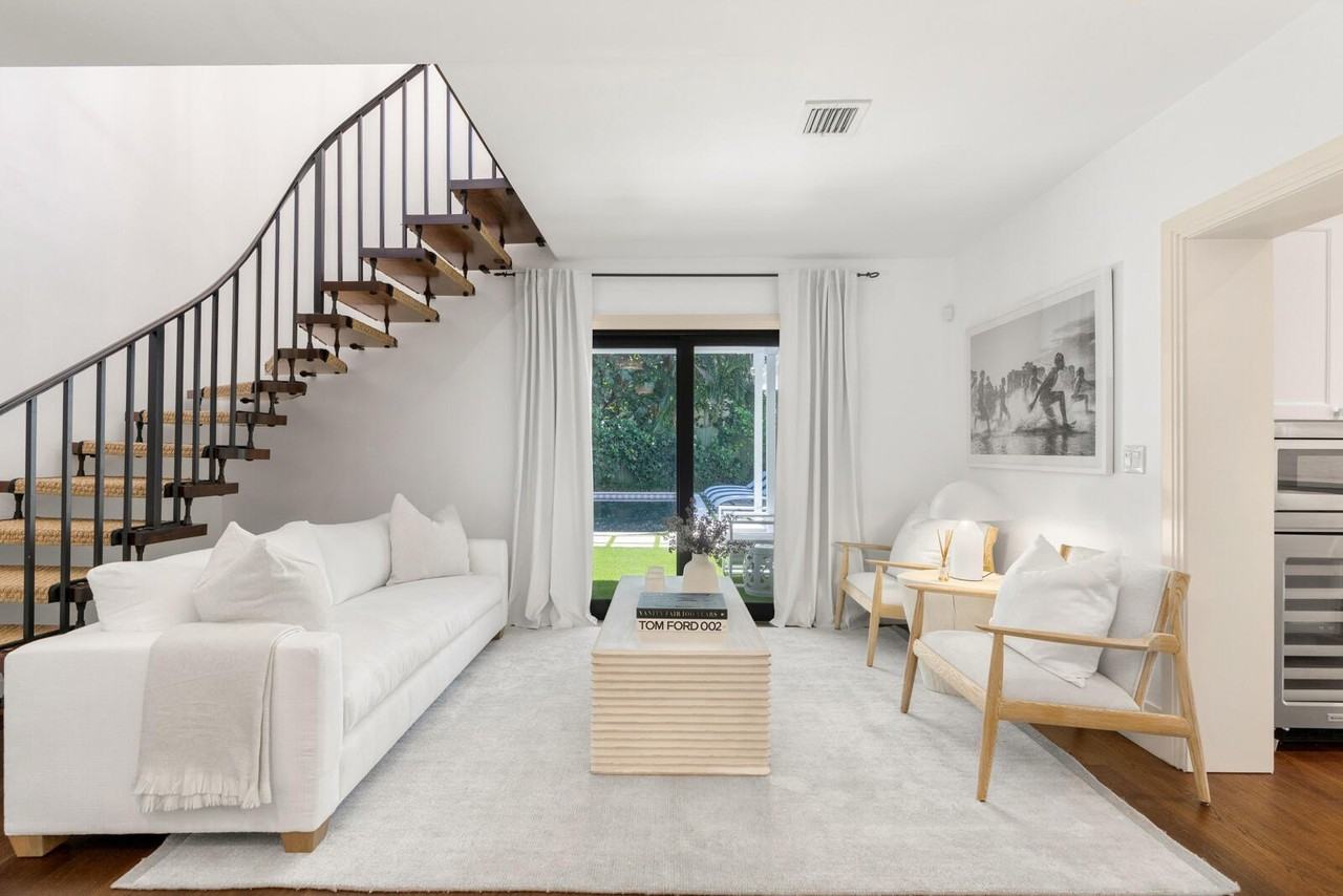 1435 N Ocean Way - Photo 5 of 24