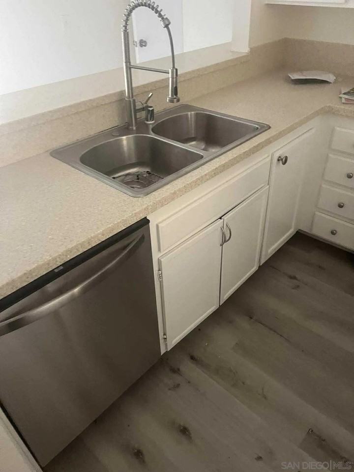 3980 Faircross Pl Unit 23 #23 - Photo 3 of 21