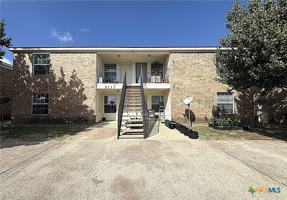 featured image of 2111 2111 Jennifer Drive unit: A #A