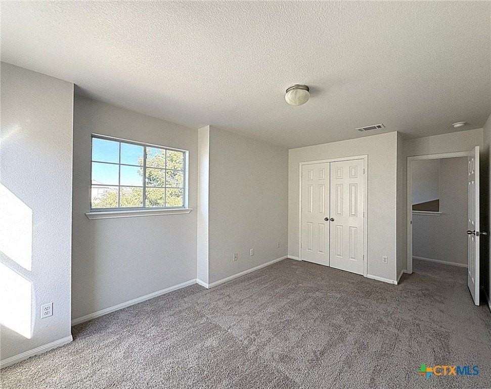 6502 Griffith Loop - Photo 7 of 22