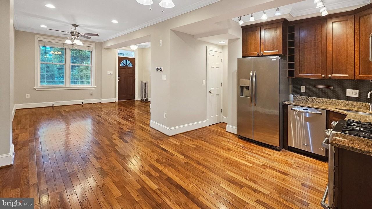 1834 Massachusetts Avenue Southeast - Photo 4 of 25