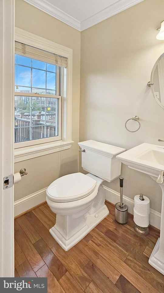 1834 Massachusetts Avenue Southeast - Photo 6 of 25