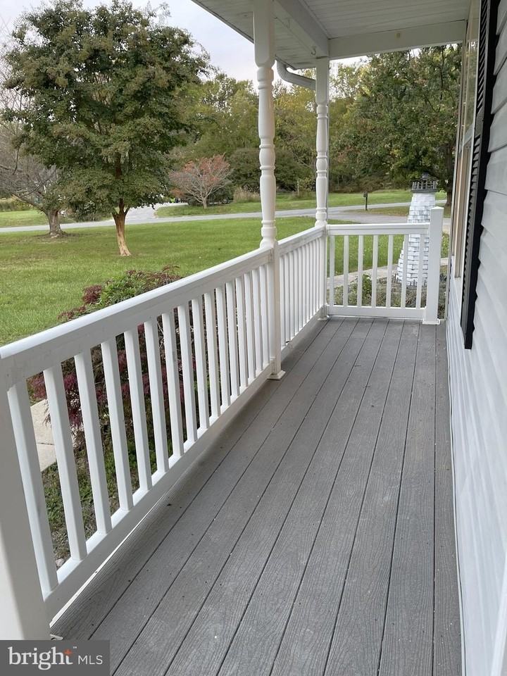 205 Cedar Beach Drive - Photo 3 of 50