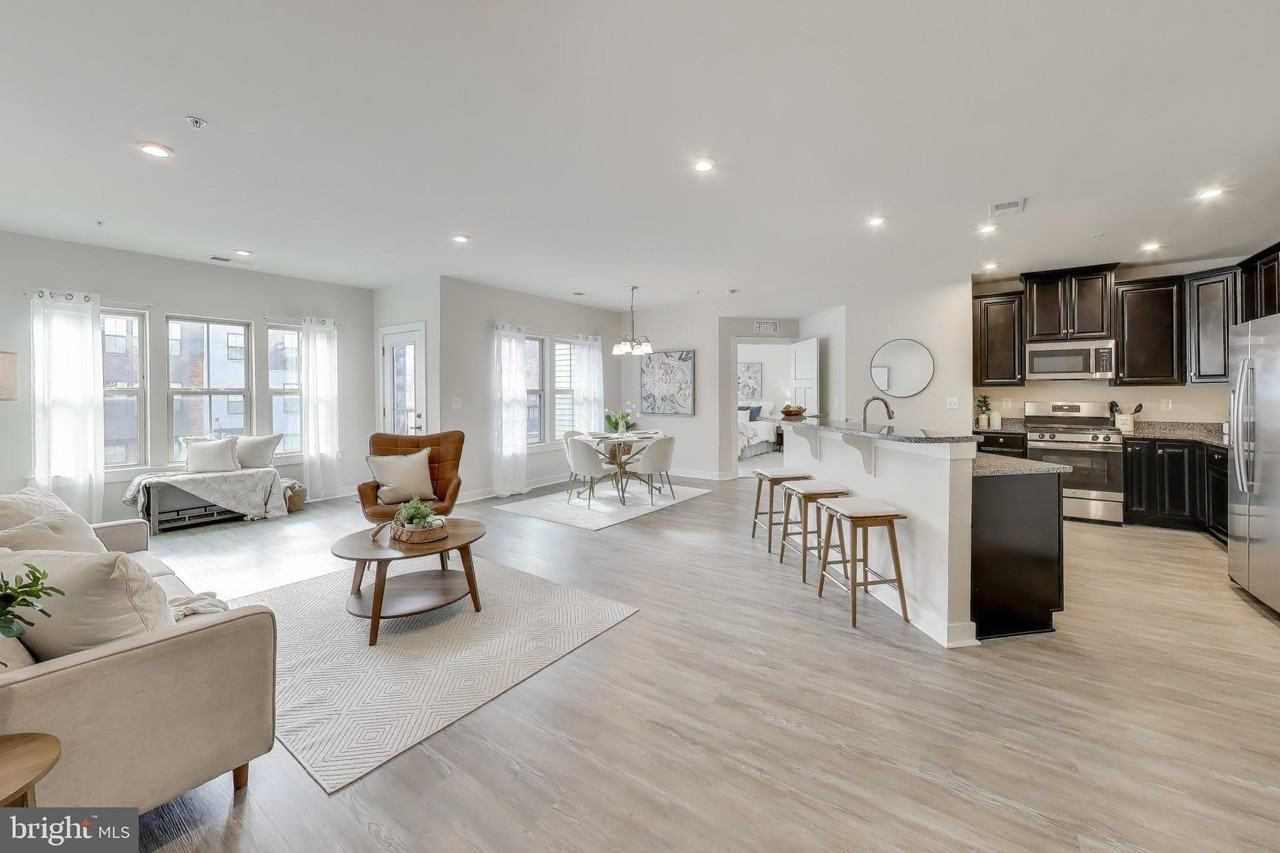 10020 Ruffian Way Unit E #E - Photo 7 of 30