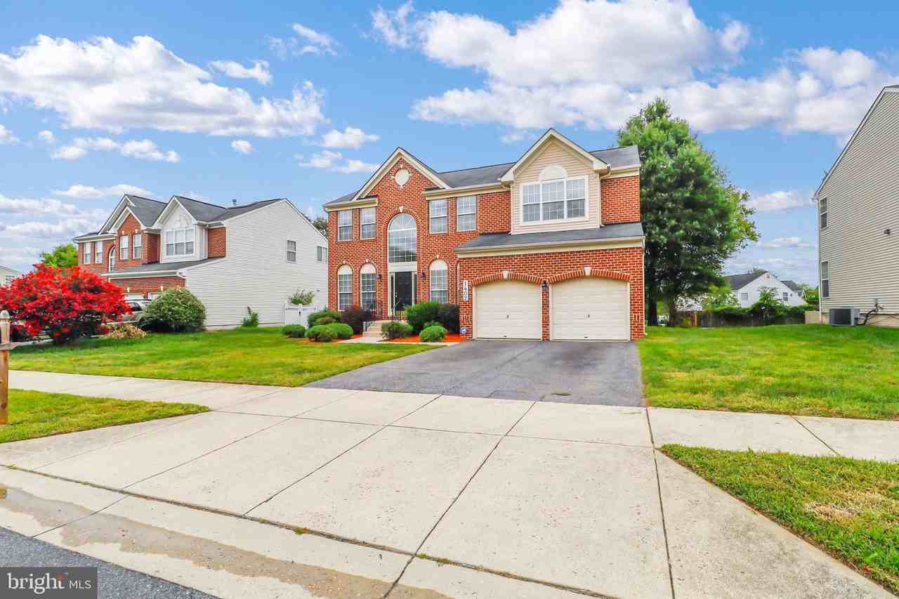 1402 Northern Lights Dr - Photo 3 of 50