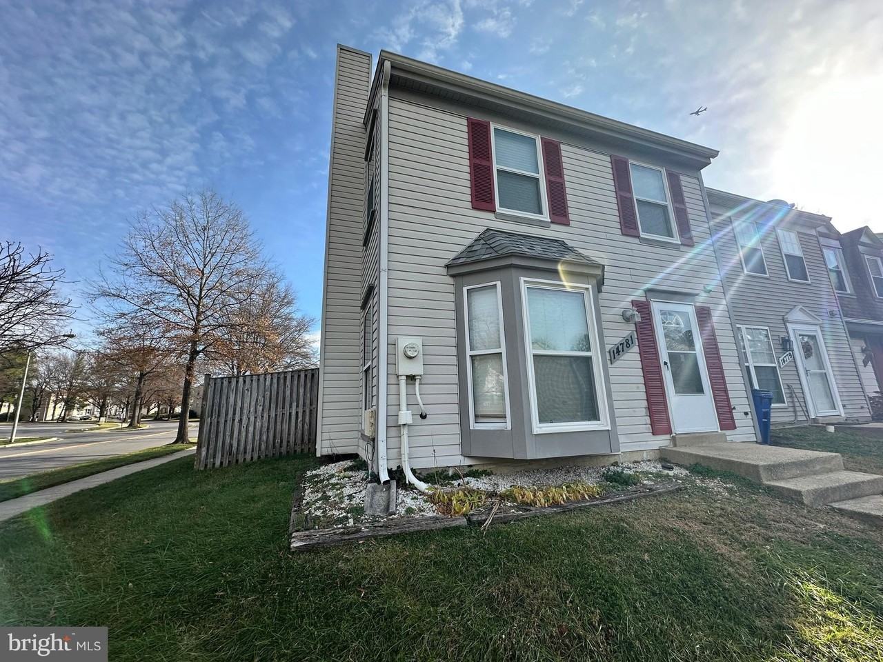 14781 London Lane - Photo 2 of 33