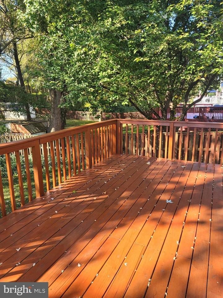 11113 Maiden Drive - Photo 5 of 13