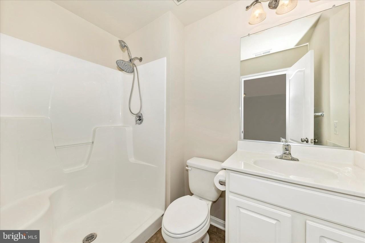 10373 Lantern Lane - Photo 5 of 50