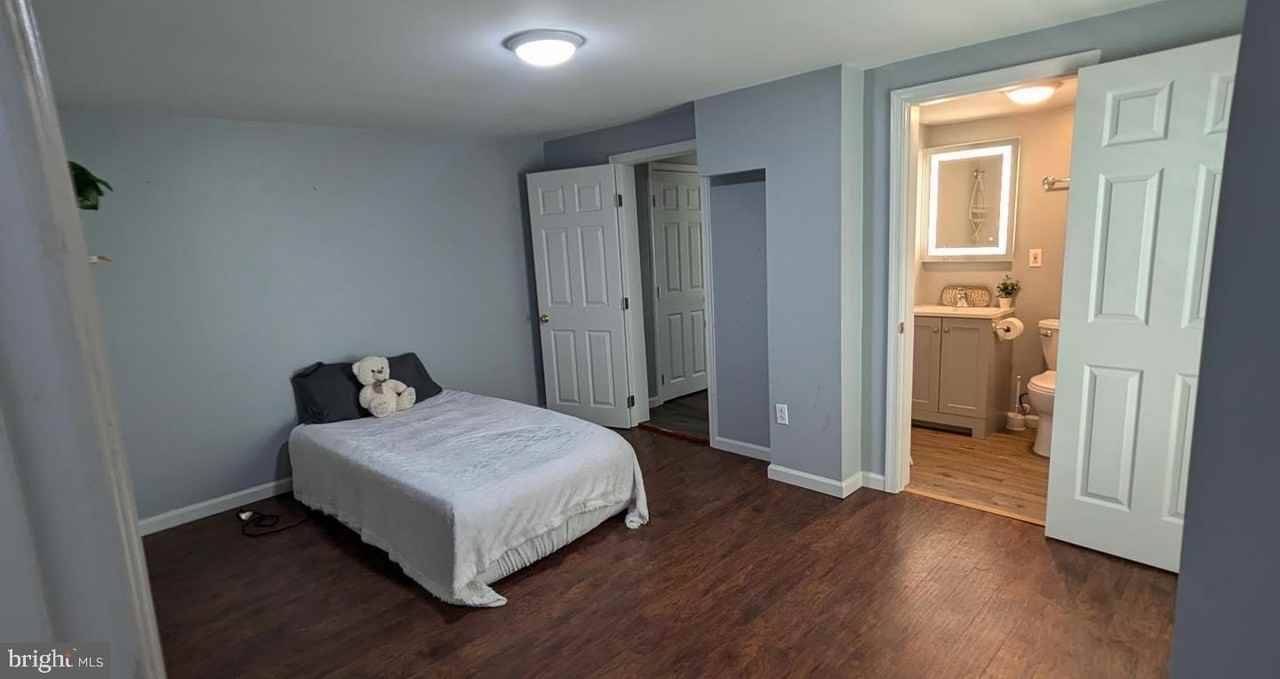 432 North Jonathan Street - Photo 3 of 10