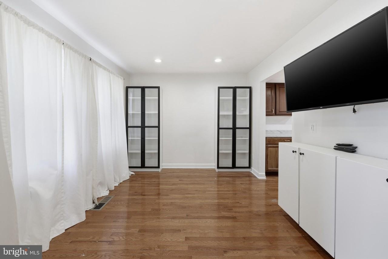 10 Raleigh Place - Photo 6 of 33