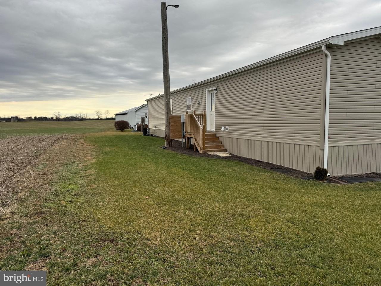 11441 Tanyard Hill Road - Photo 4 of 19