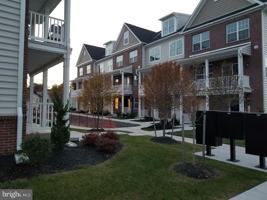 featured image of 754 West Second Street