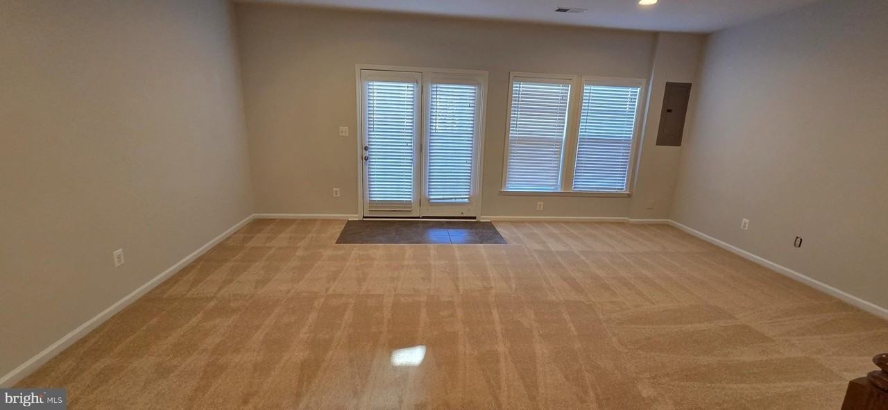 41836 Diabase Square - Photo 6 of 29