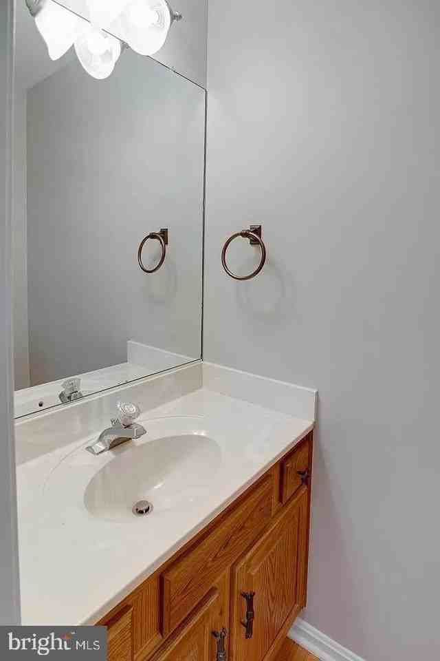 12620 Monarch Ct - Photo 5 of 35